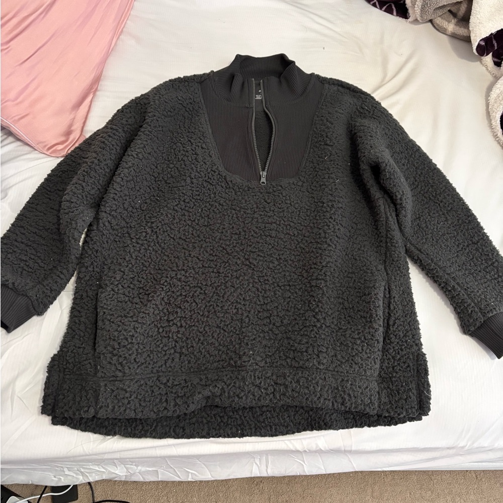 Aerie Sherpa